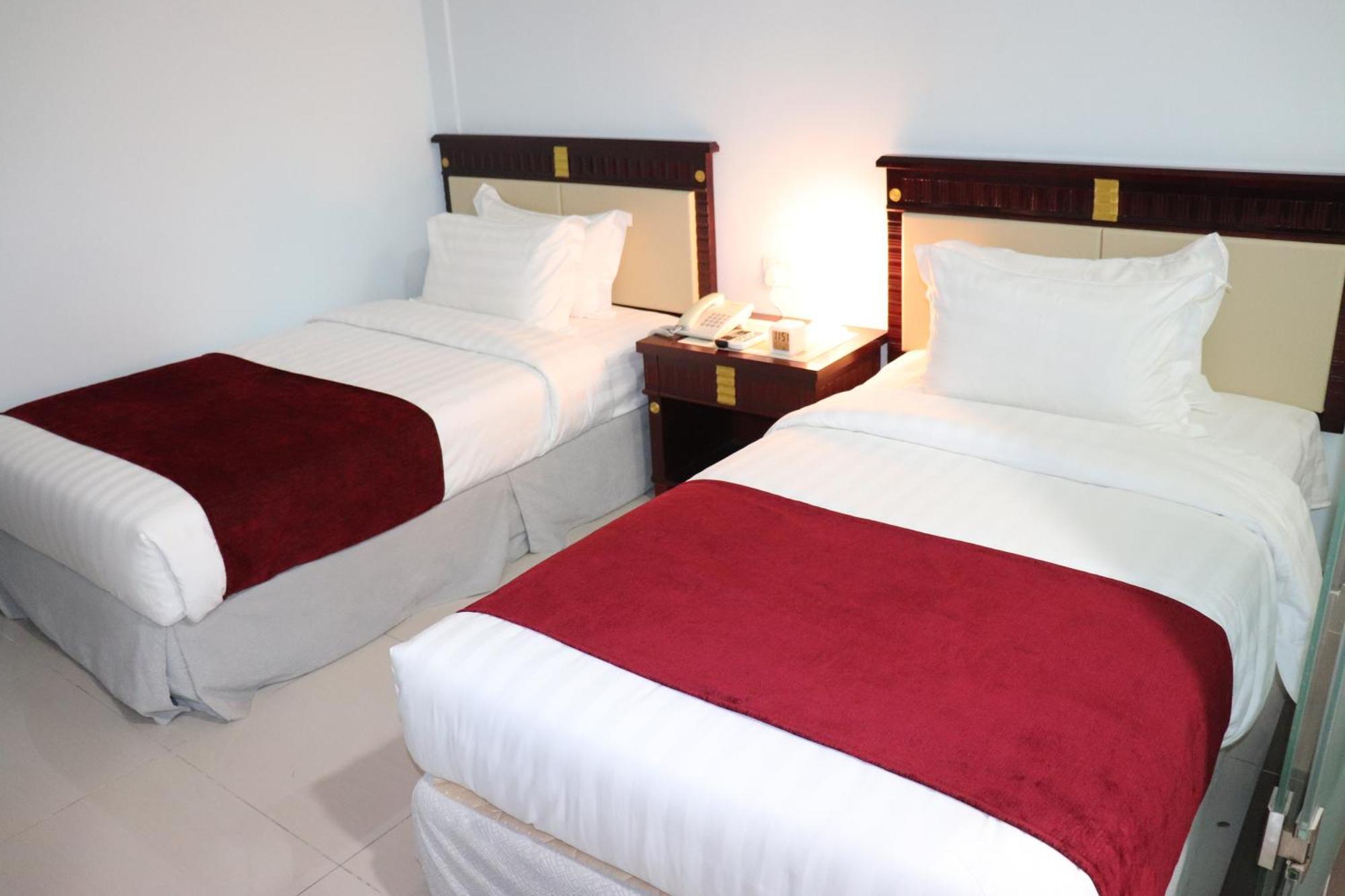 Hotel Al Amin Куала-Лумпур Экстерьер фото
