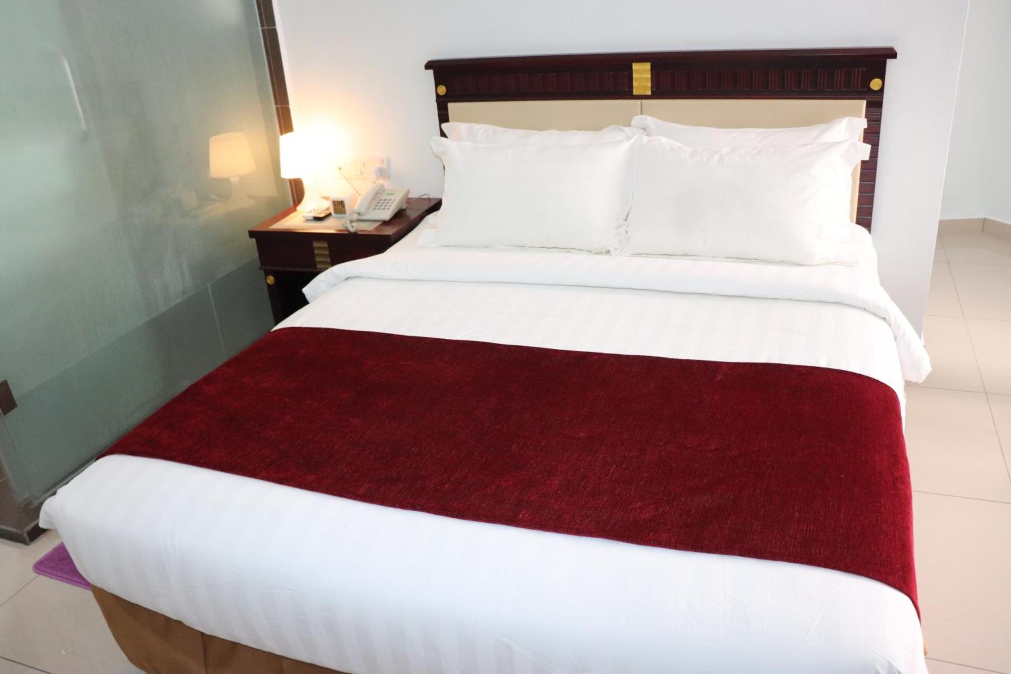 Hotel Al Amin Куала-Лумпур Экстерьер фото