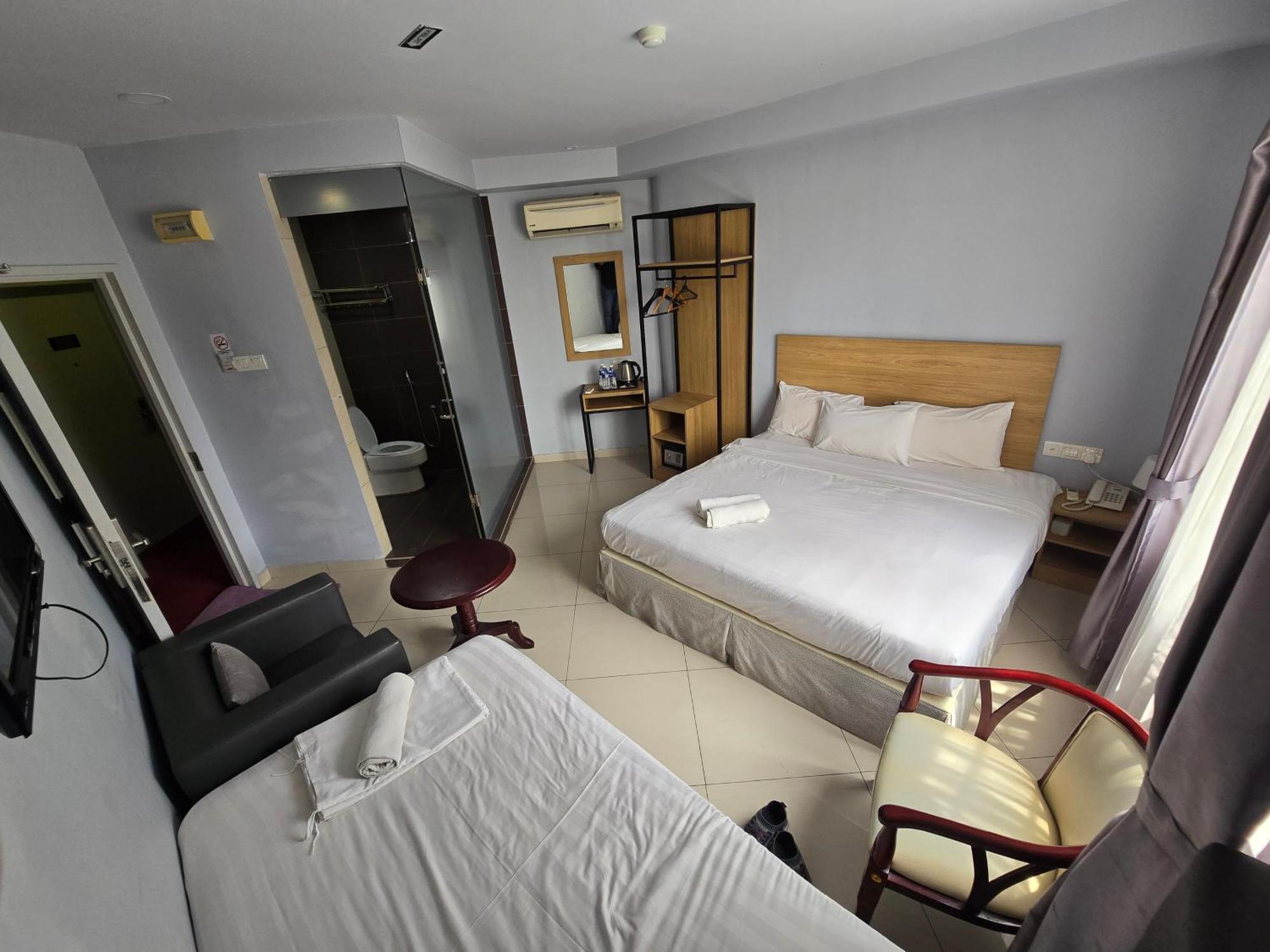 Hotel Al Amin Куала-Лумпур Экстерьер фото