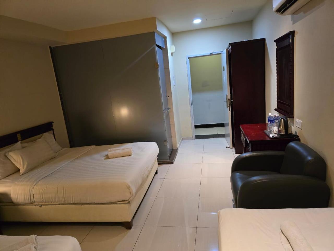 Hotel Al Amin Куала-Лумпур Экстерьер фото